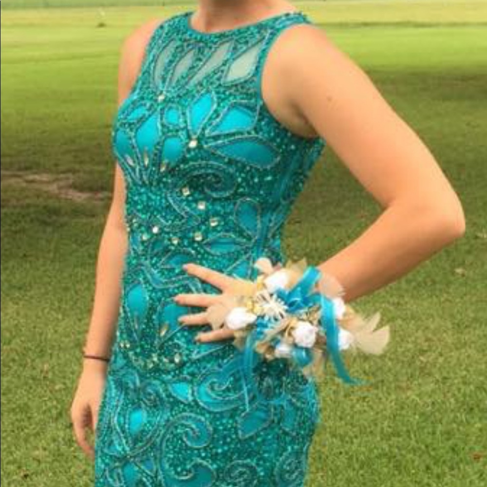 Size 2 homecoming dress